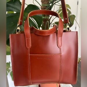 🍄‍🟫 Madrone Lola Crossbody Tote - Portland Leather